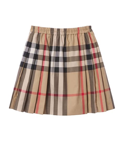 whos on the burberry skirt|burberry skirt 14 years.